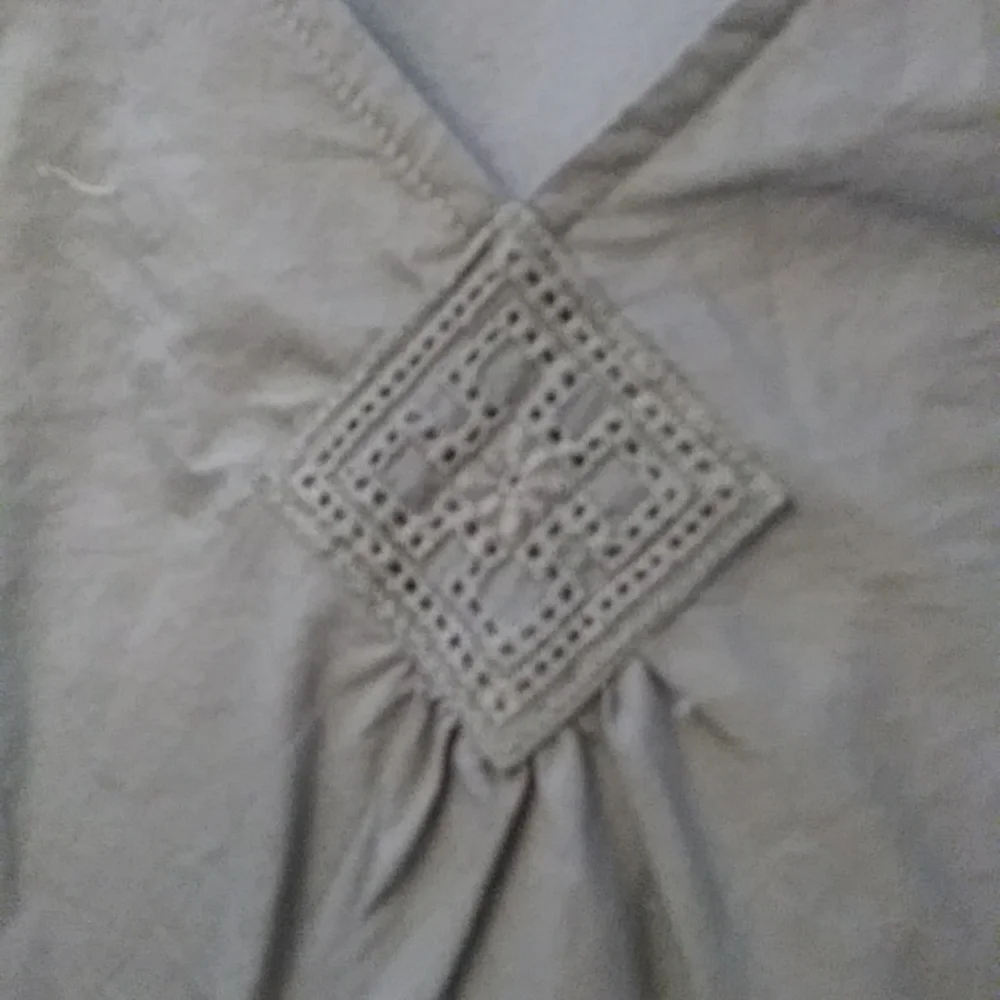 Talbots L Olive V Neck With Lace Bottom - Picture 5 of 10